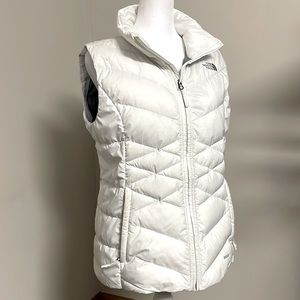 The North Face 550 Goose Down Puffer Vest